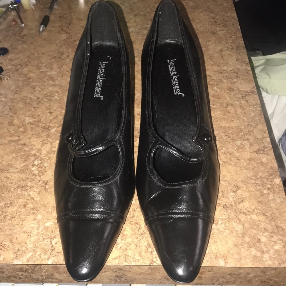 Women’s Harve’ Benard Leather Heels